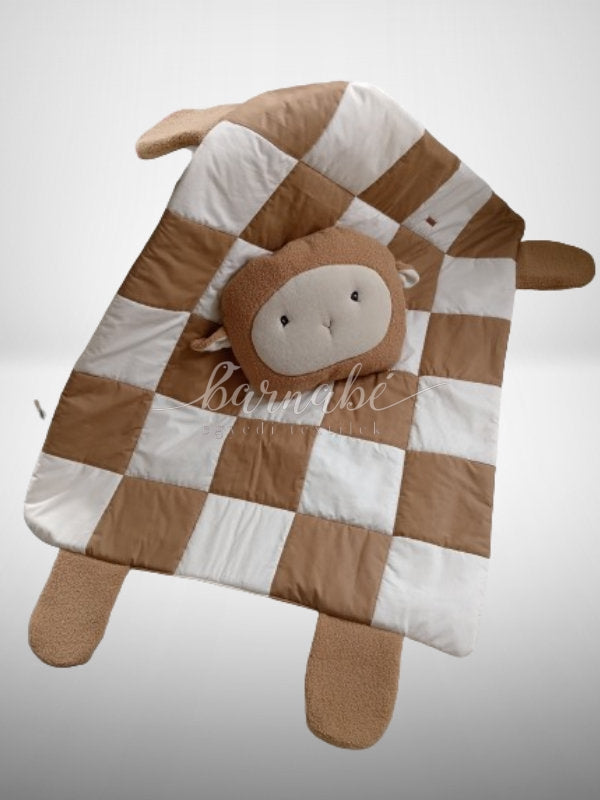 Puha Bari patchwork ölelő takaróval